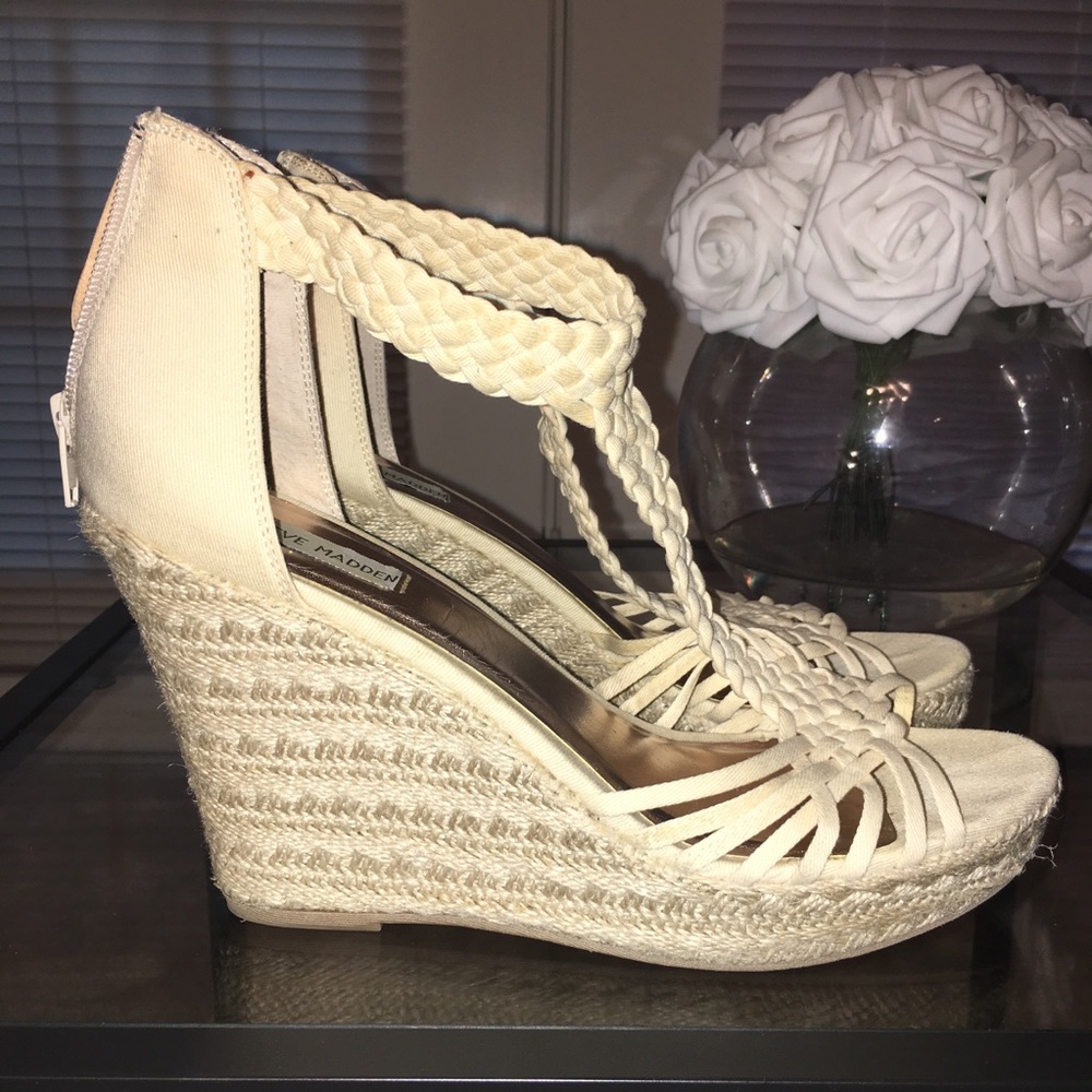 💫 Steve Madden Wedges 💫